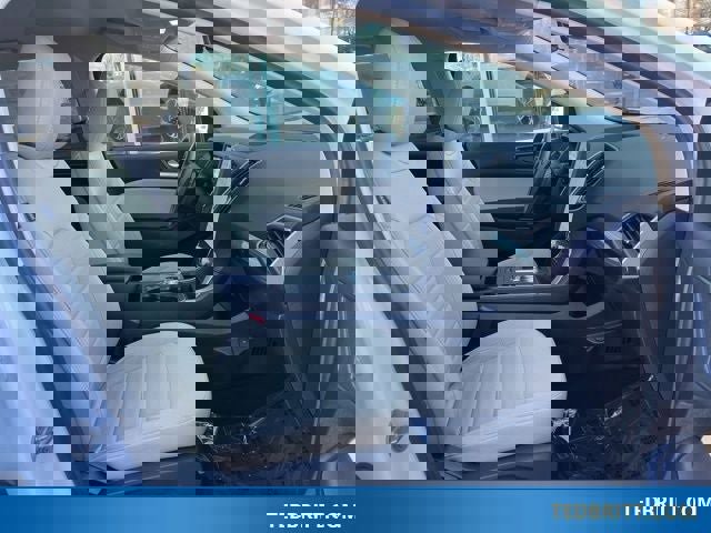 Certified 2024 Ford Edge SE image 21