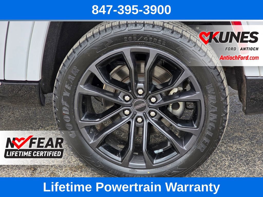 Used 2024 Jeep Grand Wagoneer L Series II w/ Quick Order Packagew 28T AWD/4WD image 11