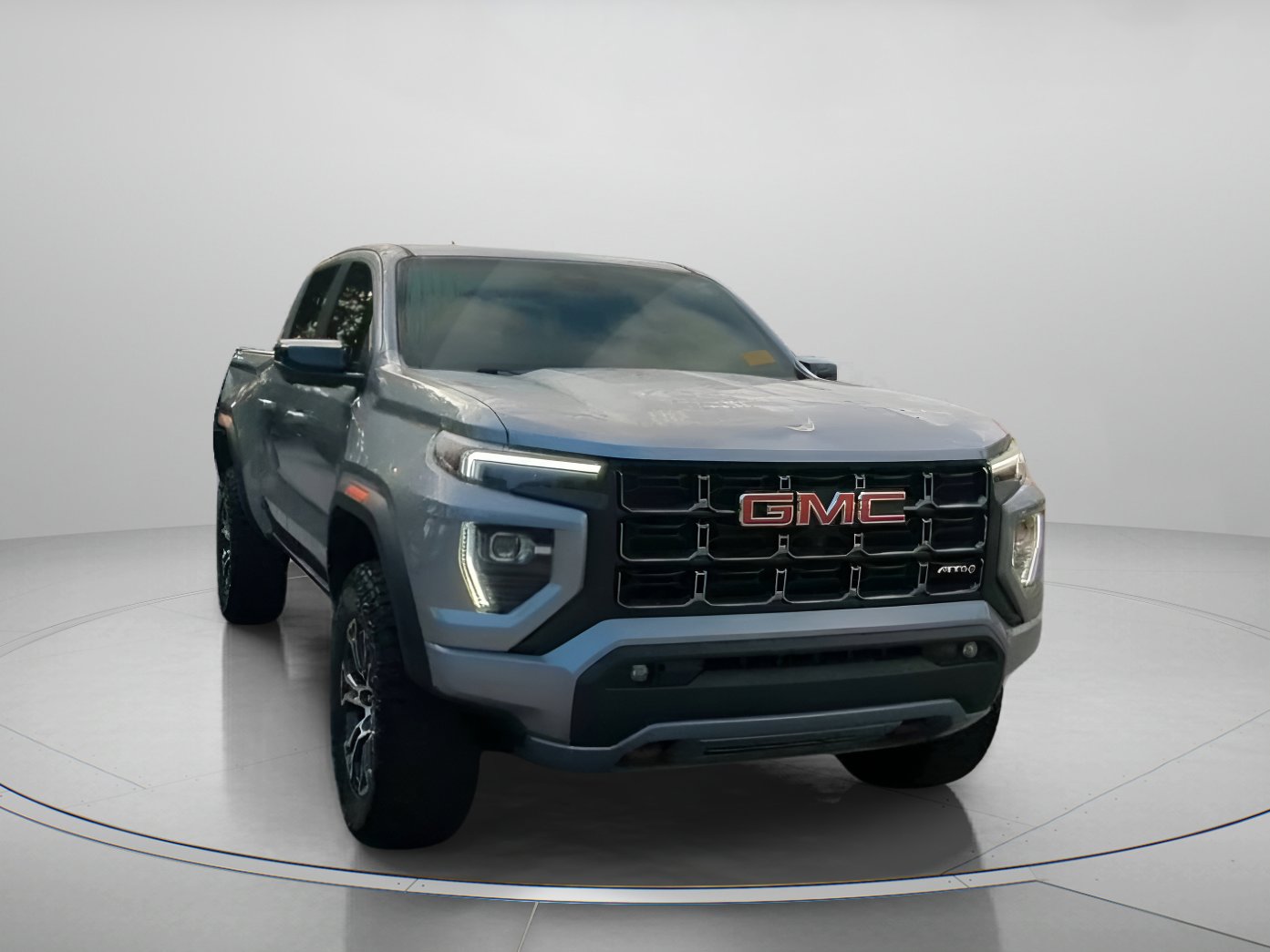 Used 2023 GMC Canyon AT4 w/ AT4 Premium Package AWD/4WD image 5