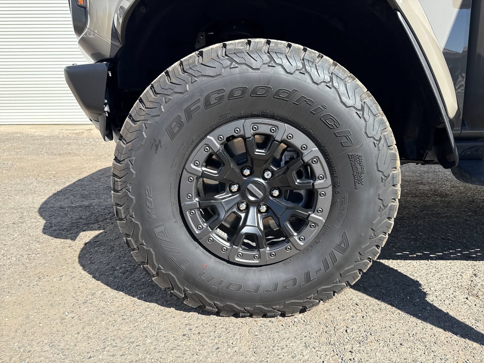 Certified 2025 Ford Bronco Raptor w/ Interior Carbon Fiber Pack AWD/4WD image 27