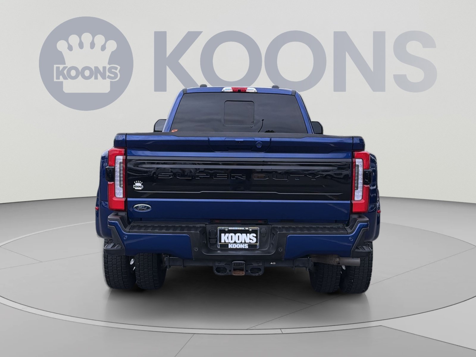 Certified 2026 Ford F450 Platinum w/ FX4 Off-Road Package AWD/4WD image 5