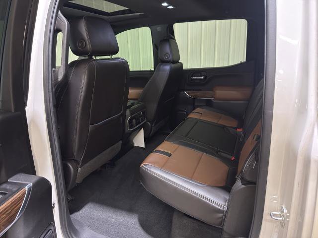 Used 2019 Chevrolet Silverado 1500 High Country w/ Technology Package image 14