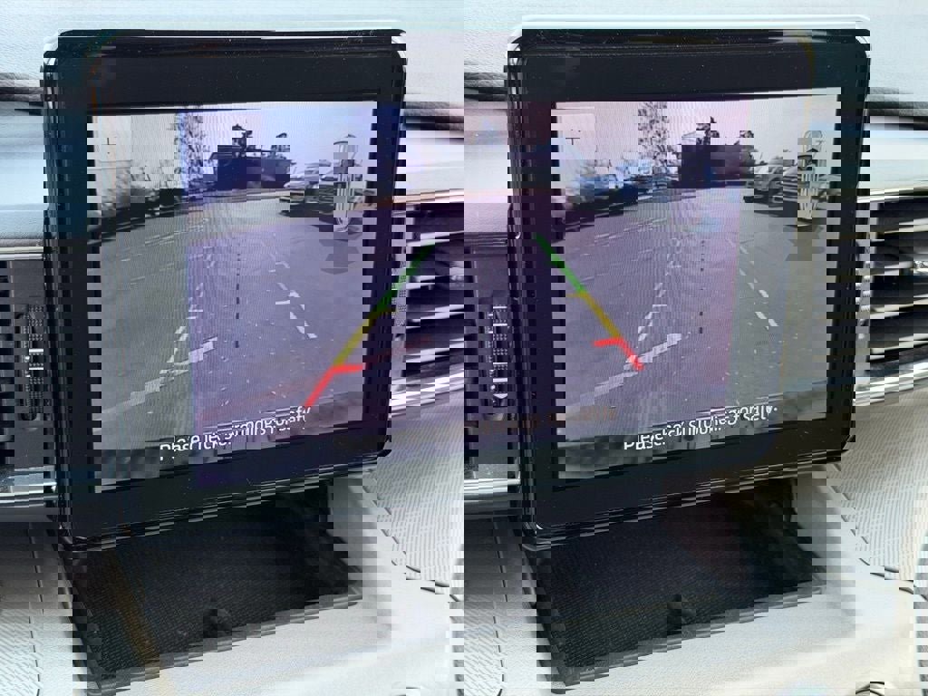 Certified 2023 Ford Explorer XLT w/ Equipment Group 202A image 33