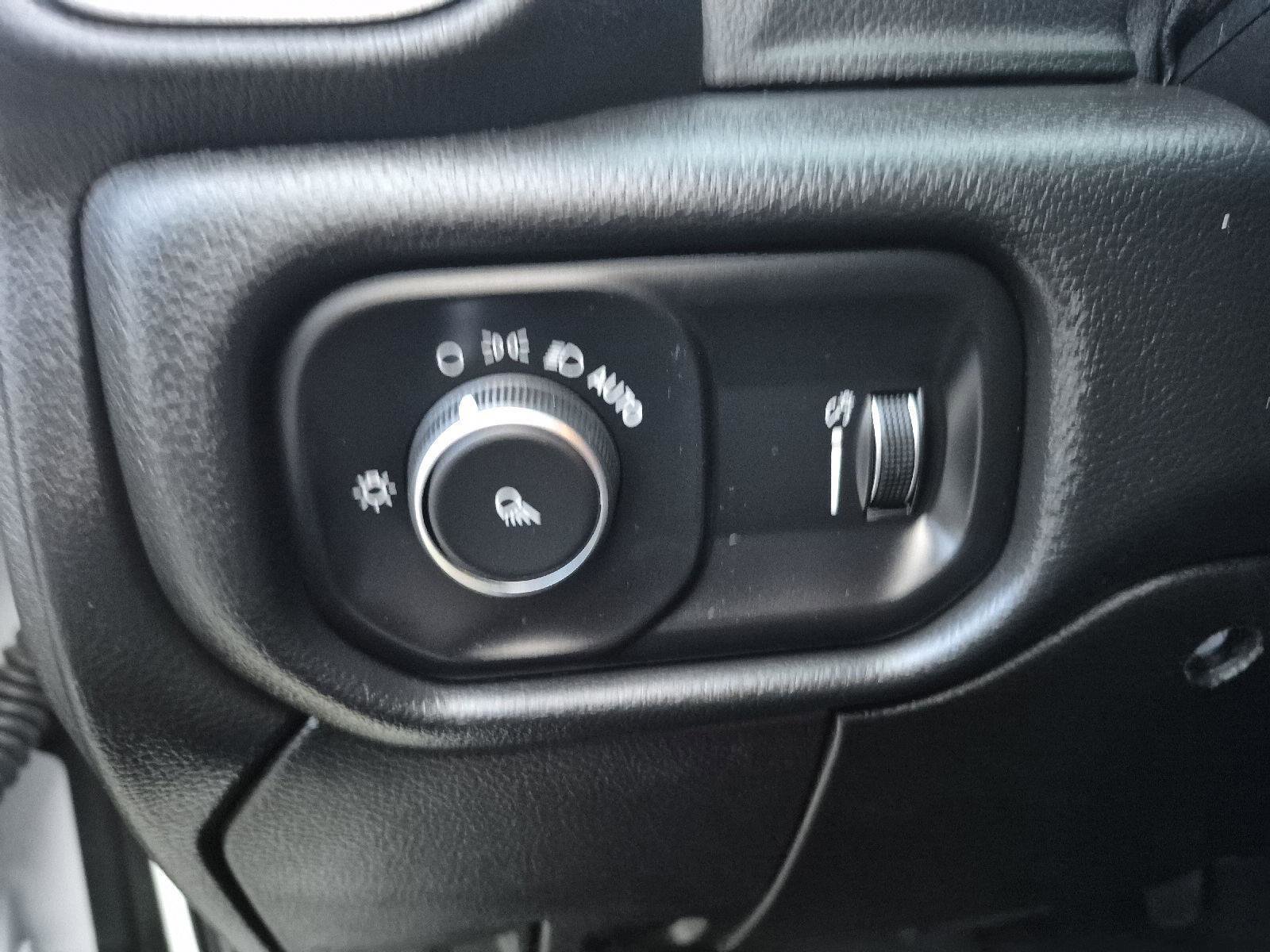 Used 2022 RAM 2500 Tradesman image 13