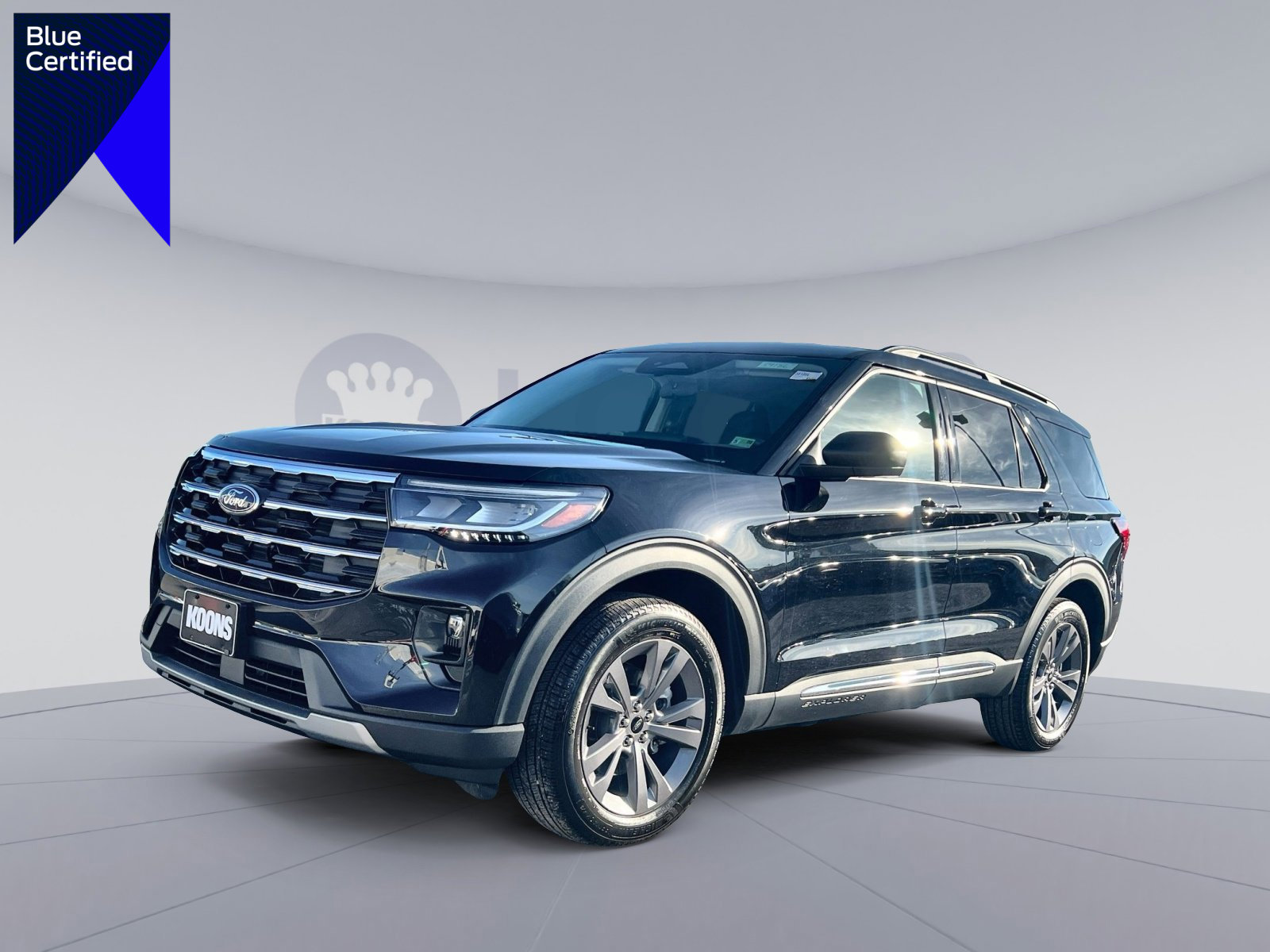Certified 2025 Ford Explorer Active w/ Active Comfort Package image 1