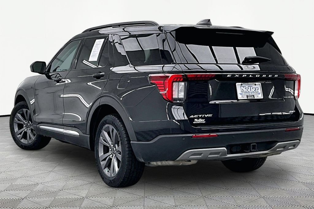Certified 2025 Ford Explorer Active w/ Active Comfort Package AWD/4WD image 13