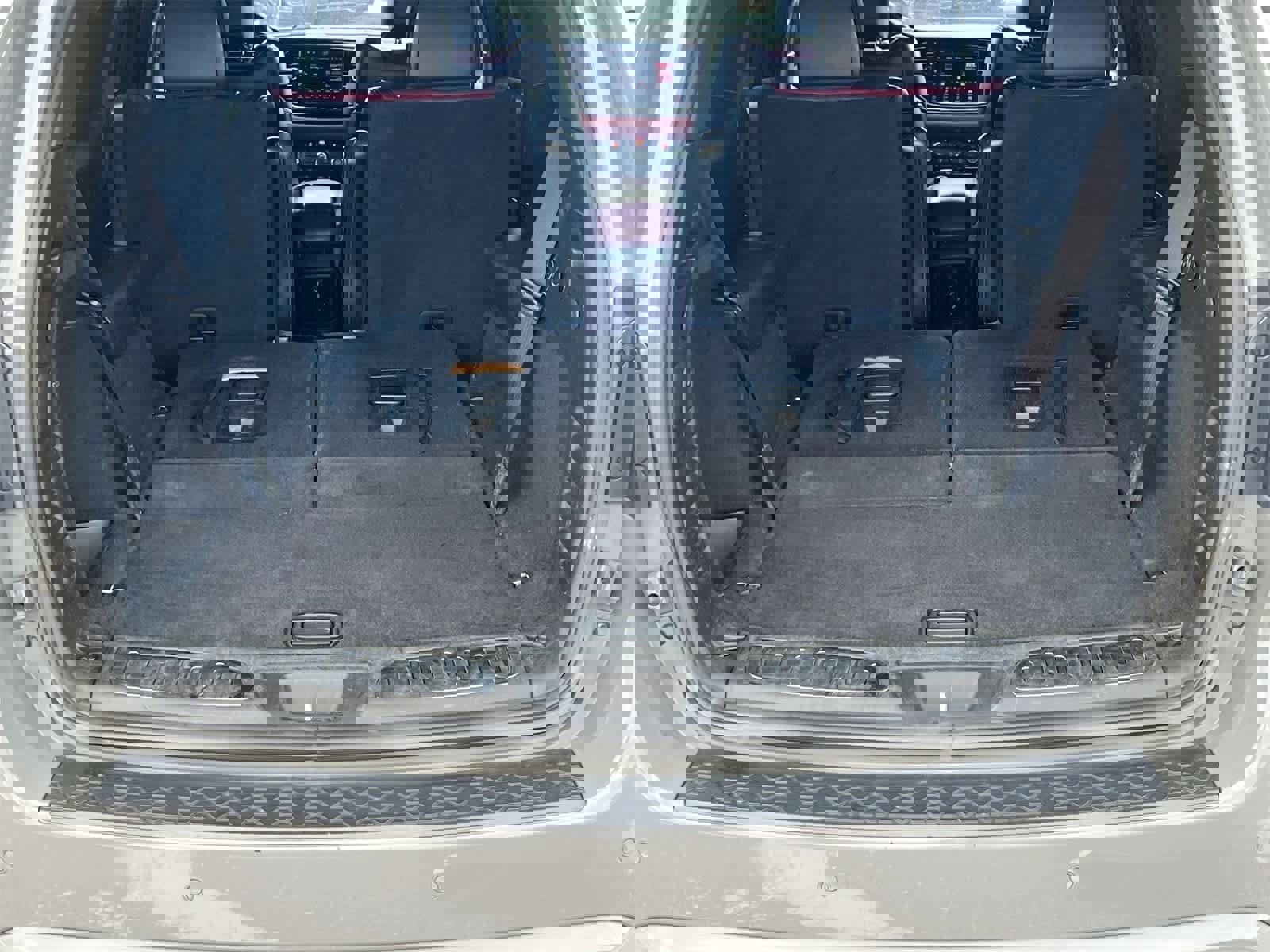 Used 2021 Dodge Durango R/T w/ Blacktop Package image 33