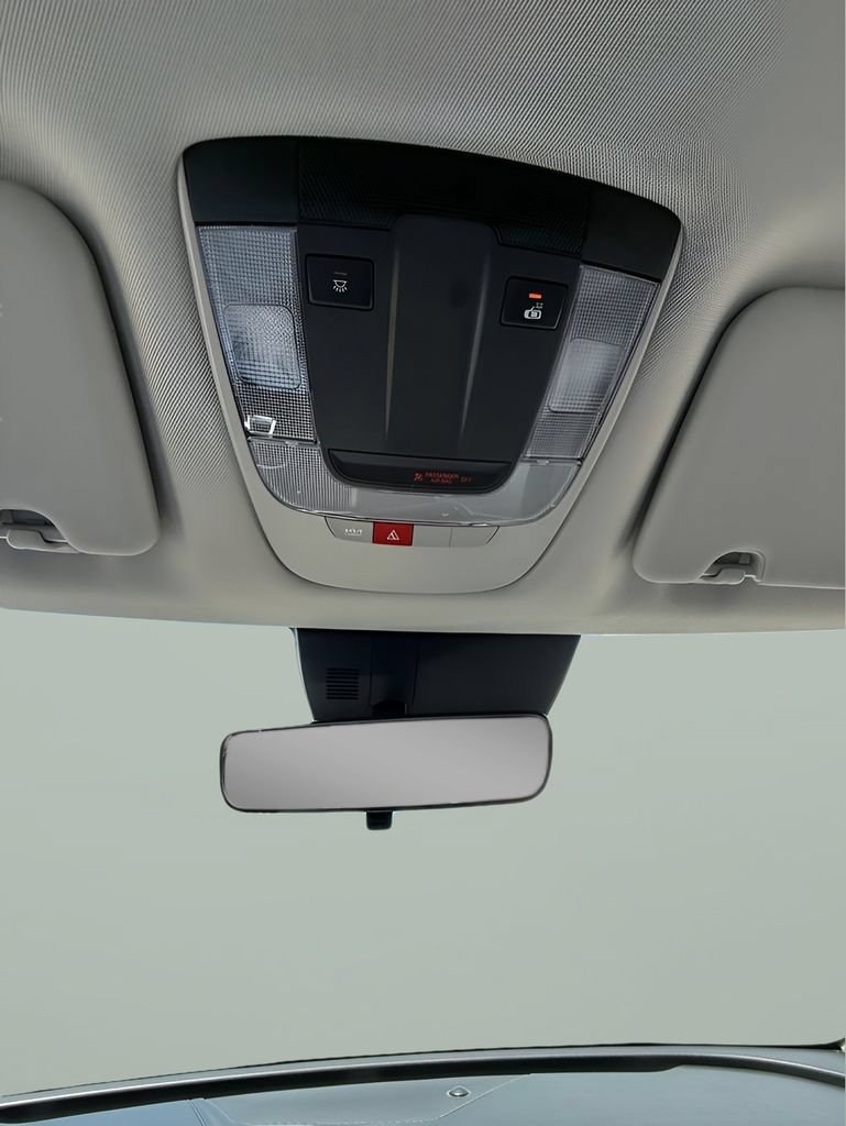 Used 2025 Kia Sportage EX FWD image 34