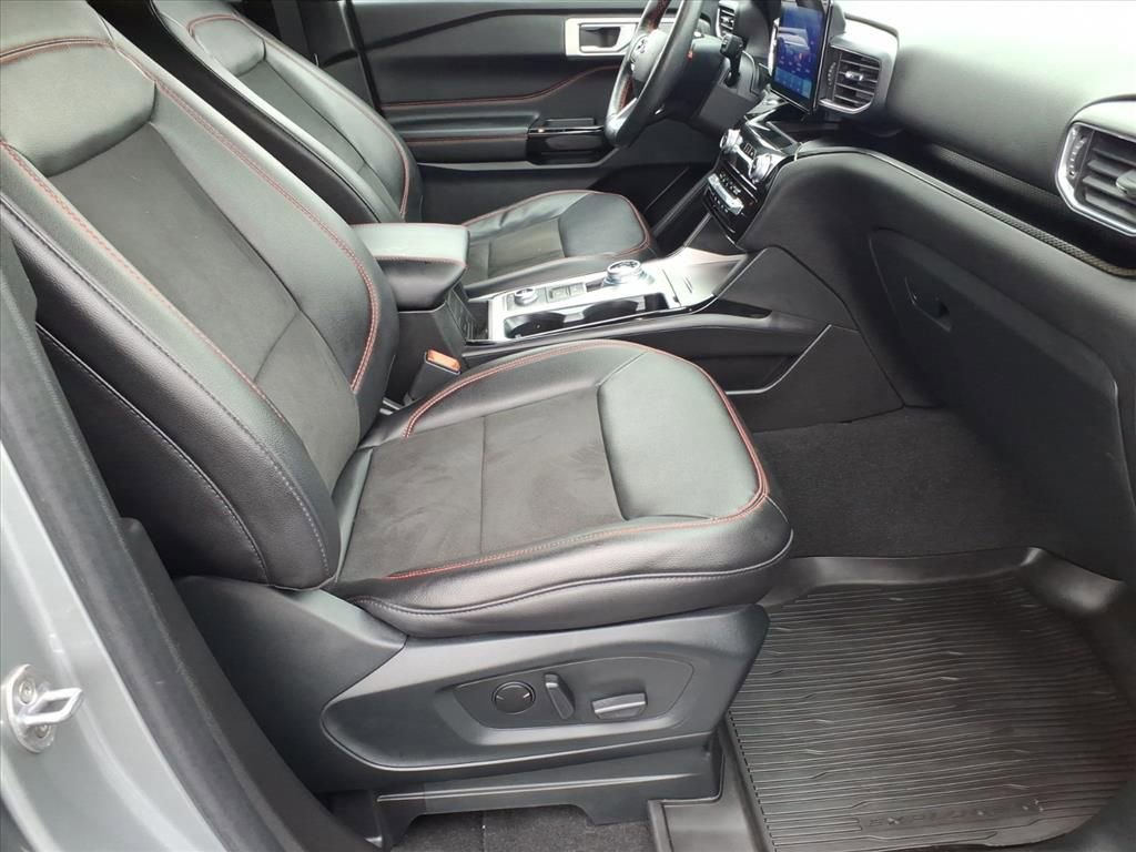 Certified 2023 Ford Explorer ST-Line image 8
