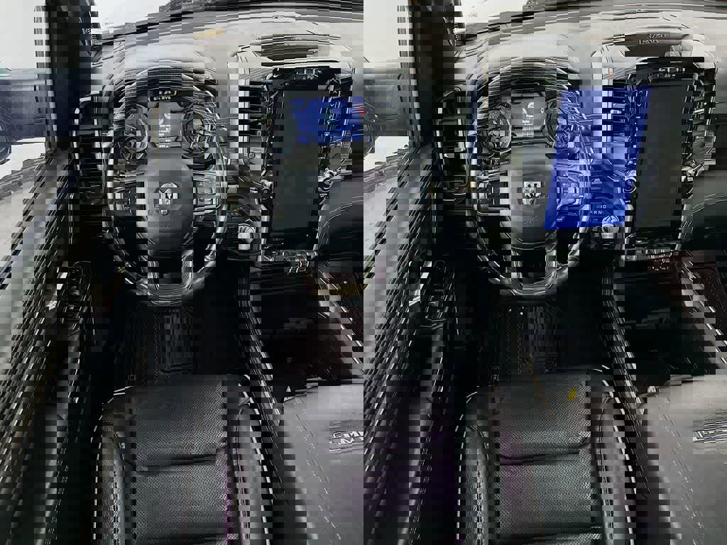 Used 2020 RAM 1500 Limited image 10