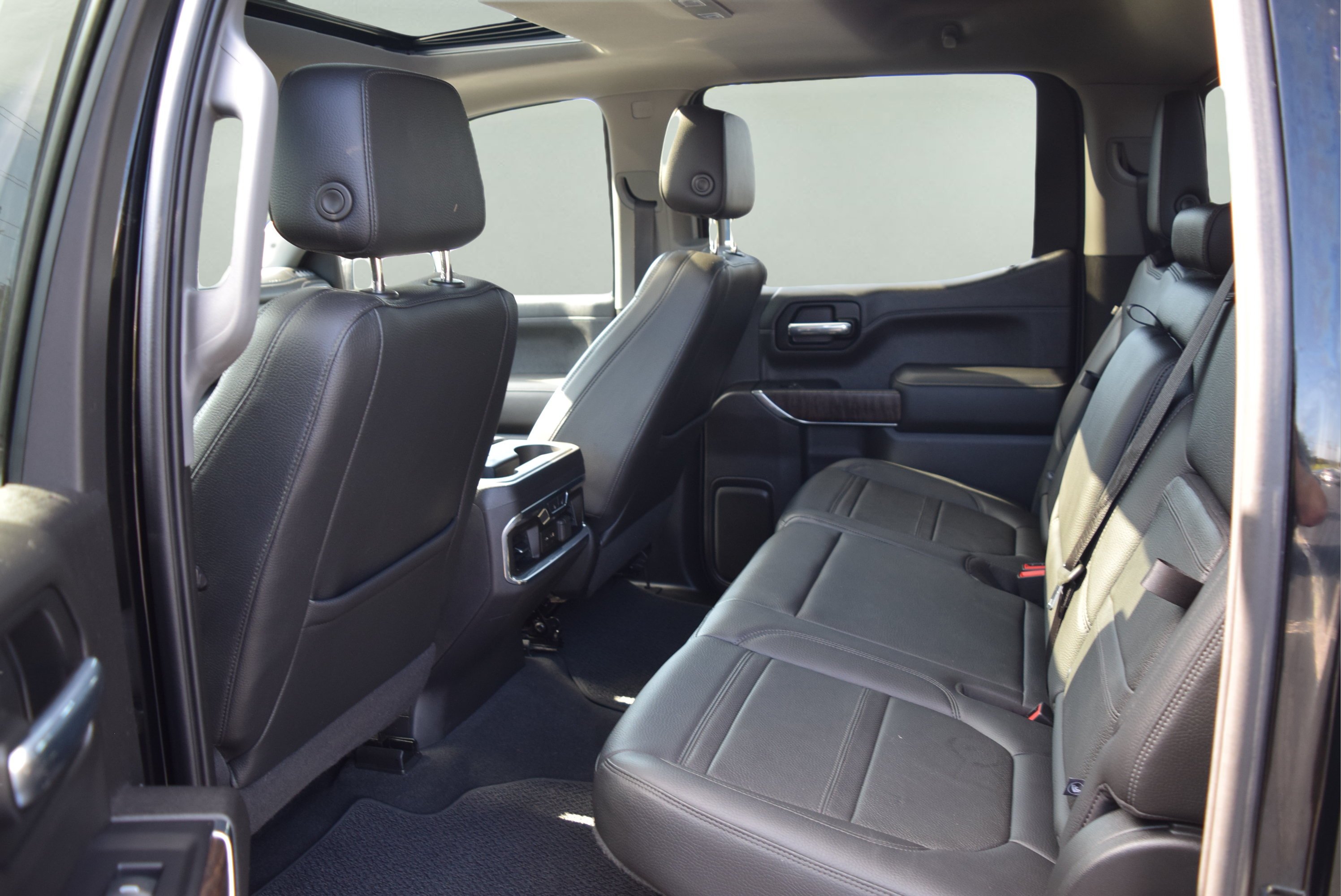 Used 2021 GMC Sierra 1500 Denali w/ Driver Alert Package II AWD/4WD image 9