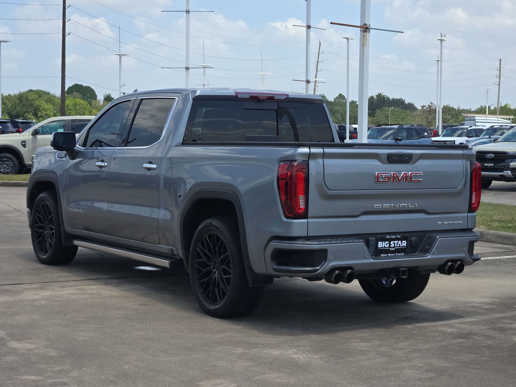 Used 2024 GMC Sierra 1500 Denali w/ Denali Reserve Package AWD/4WD image 7