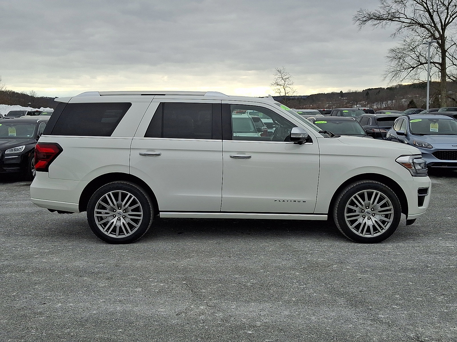 Certified 2023 Ford Expedition Platinum image 5