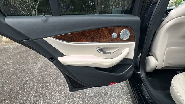 Used 2017 Mercedes-Benz E 300 4MATIC image 20