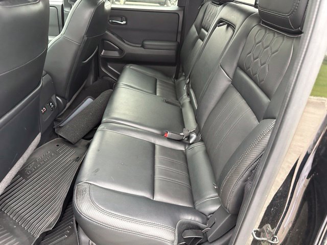 Used 2022 Nissan Frontier PRO-4X w/ Pro-4X Premium Package AWD/4WD image 33