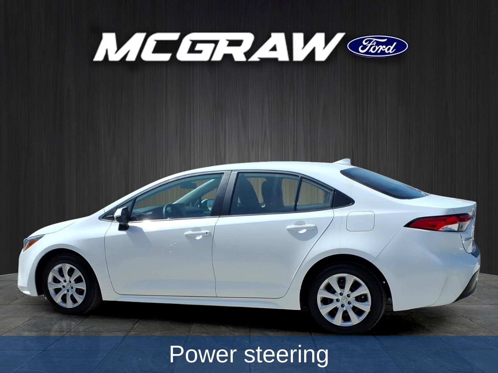 Used 2025 Toyota Corolla LE FWD image 10