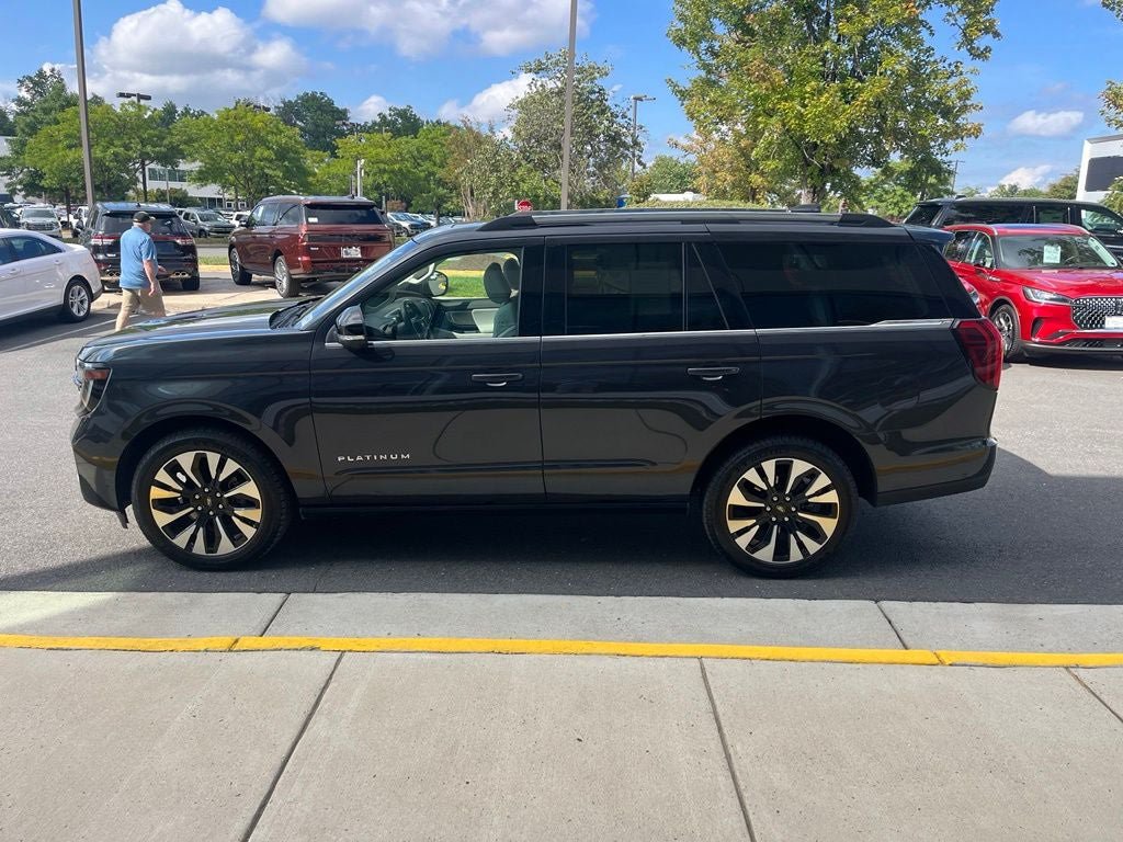 Certified 2025 Ford Expedition Platinum w/ Driver's Package AWD/4WD image 6