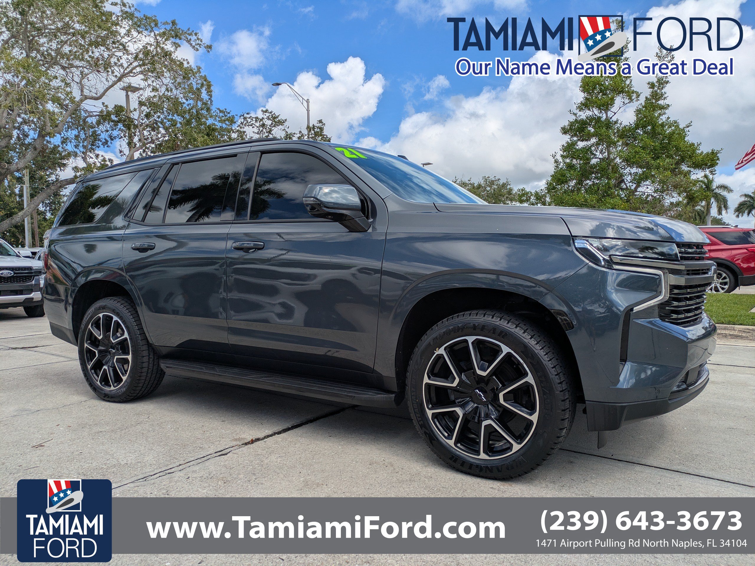 Used 2021 Chevrolet Tahoe RST w/ Luxury Package RWD image 1