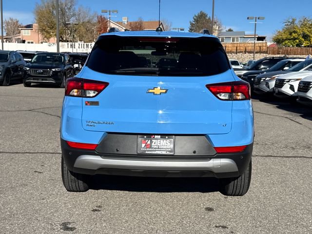 Used 2024 Chevrolet TrailBlazer LT w/ LT Cold Weather Package image 4
