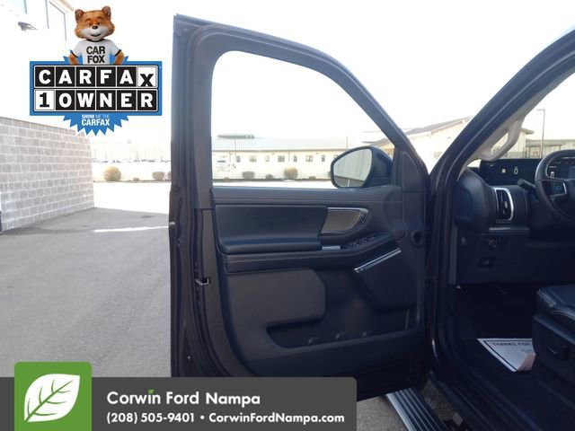 Certified 2025 Ford Expedition Max Platinum image 10