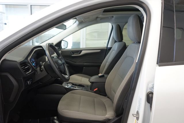 Certified 2022 Ford Escape SE w/ SE Sport Appearance Package image 20