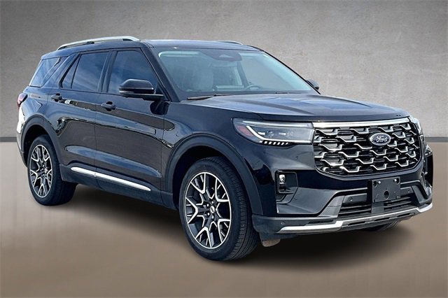 Certified 2025 Ford Explorer Platinum w/ Ultimate Package image 7