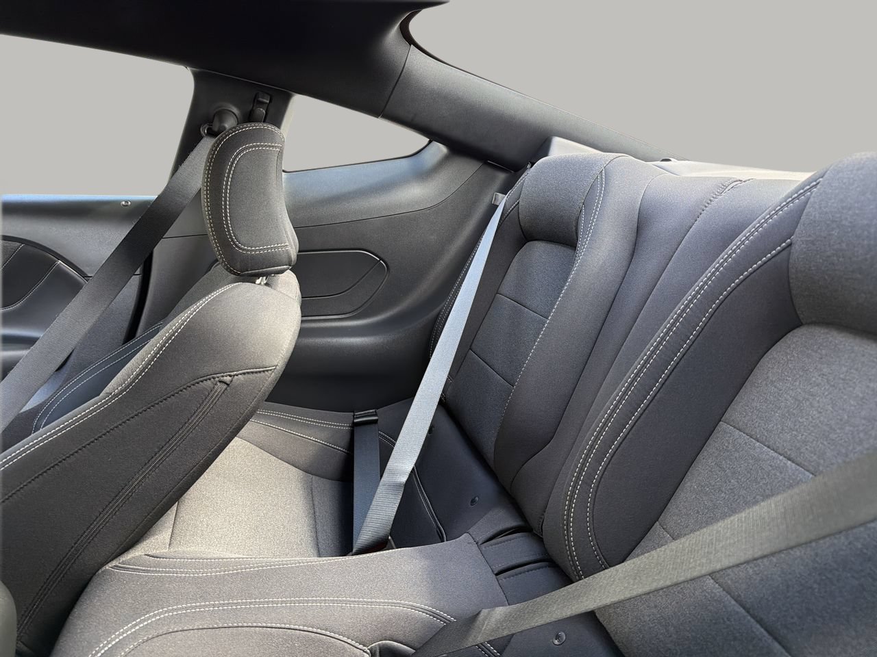 Certified 2024 Ford Mustang Coupe RWD image 15