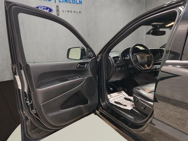 Used 2025 Dodge Durango R/T AWD/4WD image 11
