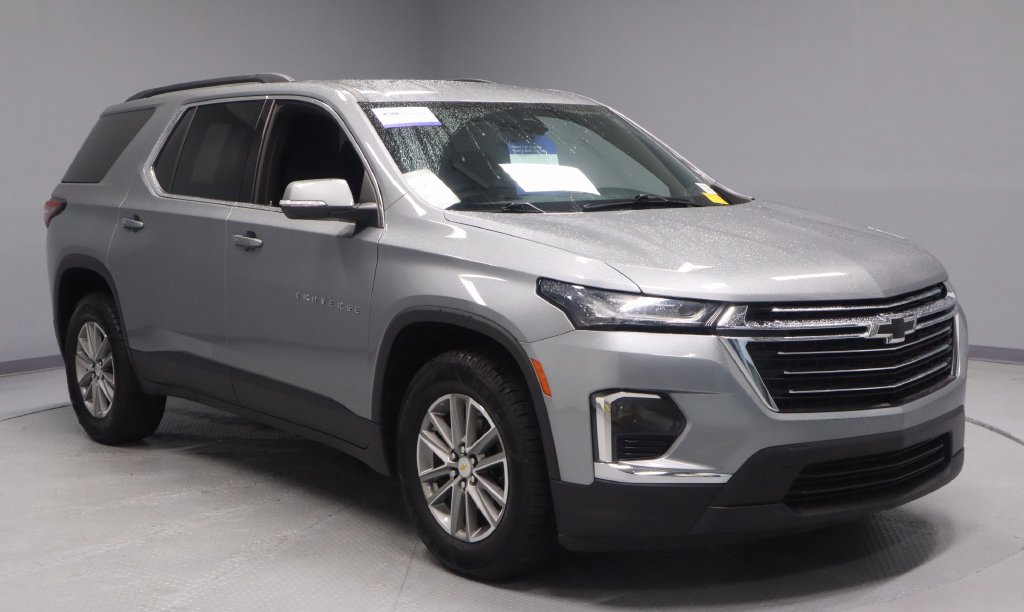 Used 2023 Chevrolet Traverse LT