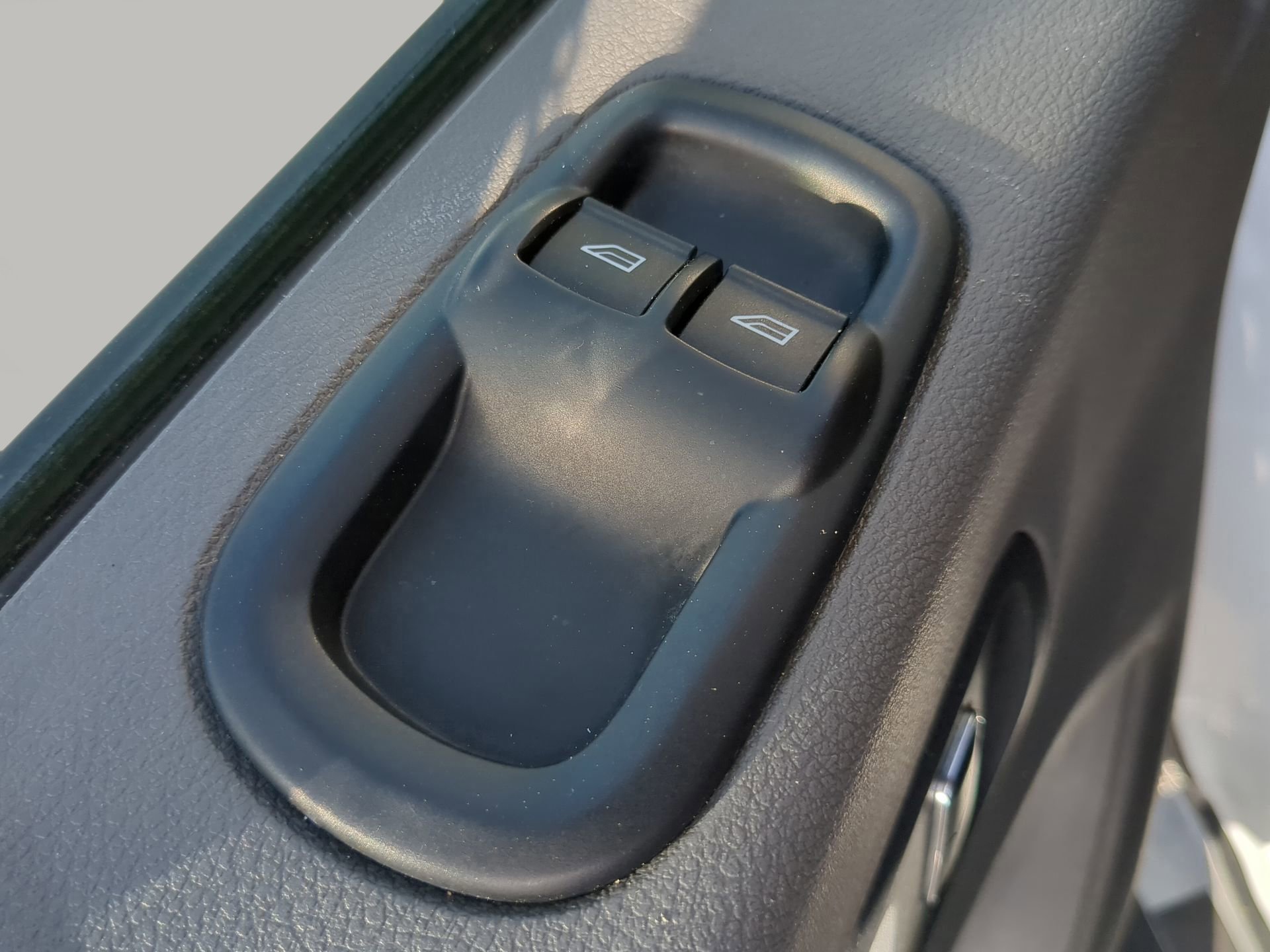 Certified 2024 Ford Transit 250 Low Roof w/ Exterior Upgrade Package image 46