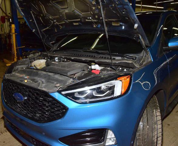 Certified 2020 Ford Edge ST w/ Equipment Group 401A image 17
