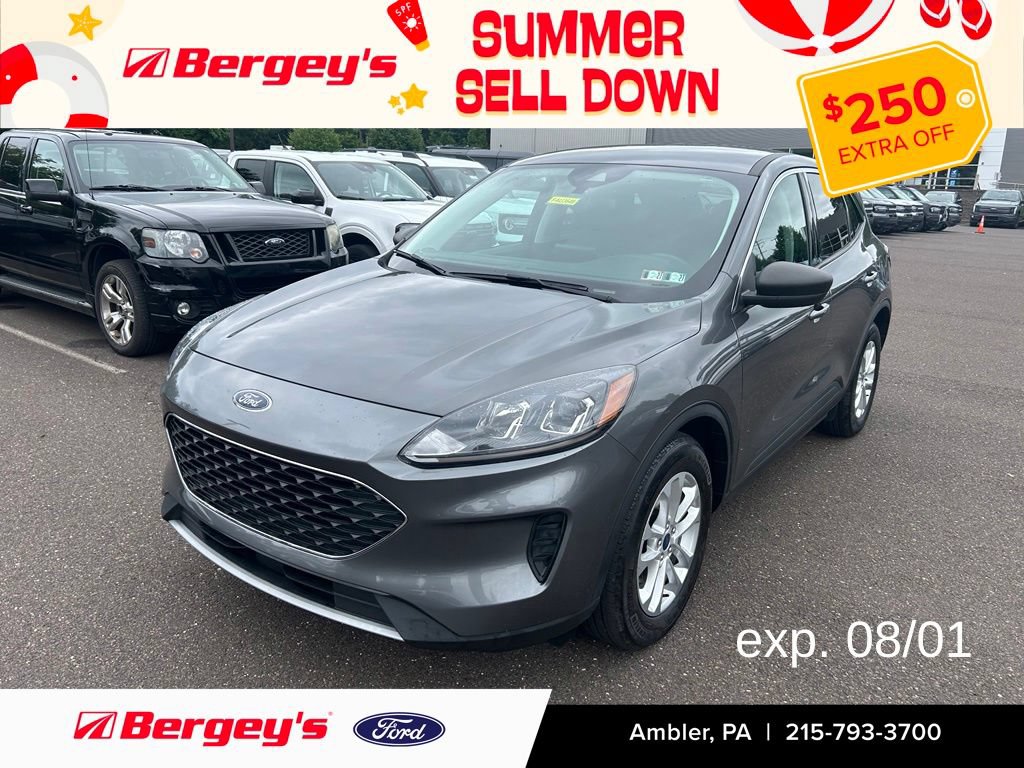 Certified 2022 Ford Escape SE