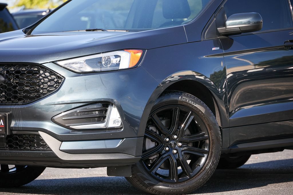 Certified 2024 Ford Edge ST-Line w/ Class II Trailer Tow Package AWD/4WD image 18