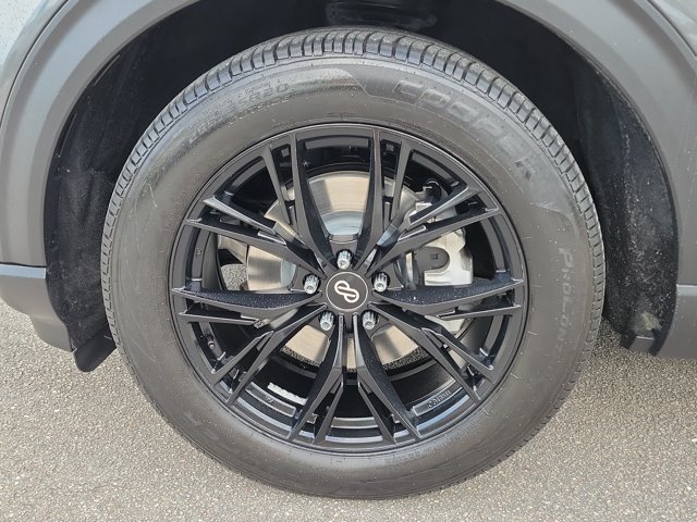 Certified 2020 Ford Explorer XLT RWD image 4