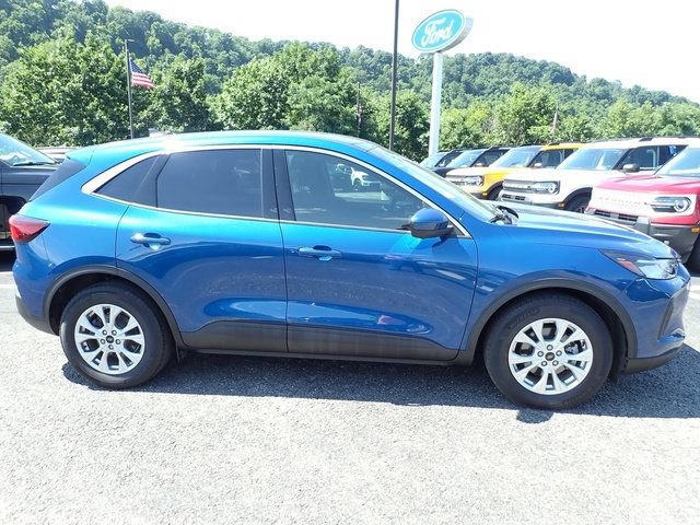 Certified 2023 Ford Escape Active w/ Tech Pack #2 FWD image 9