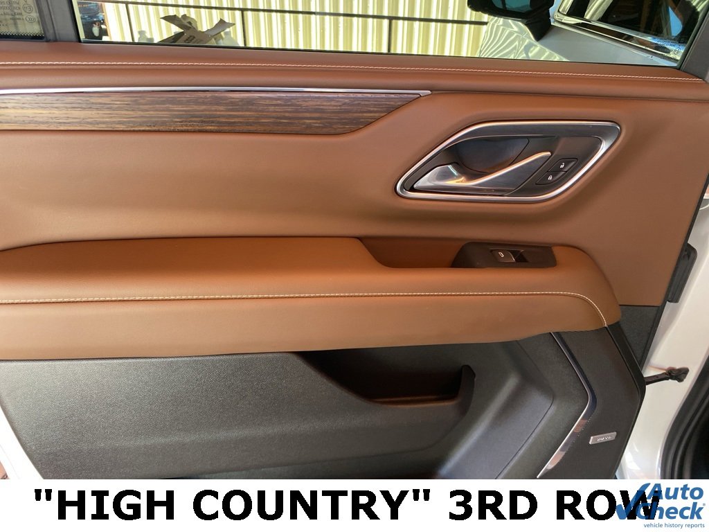Used 2023 Chevrolet Suburban High Country image 21