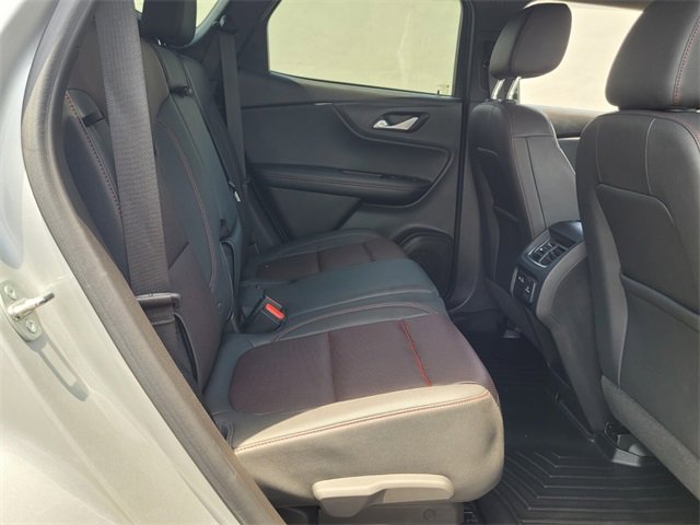 Used 2022 Chevrolet Blazer RS w/ Enhanced Convenience Package image 17