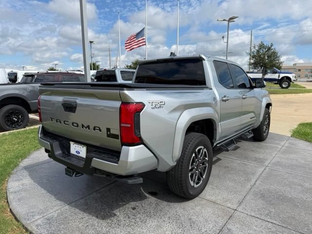 Used 2025 Toyota Tacoma TRD Sport RWD image 6
