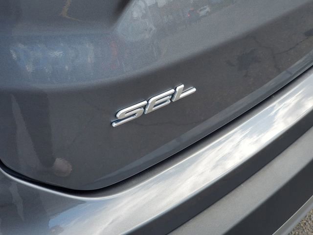 Certified 2024 Ford Edge SEL w/ Convenience Package image 32