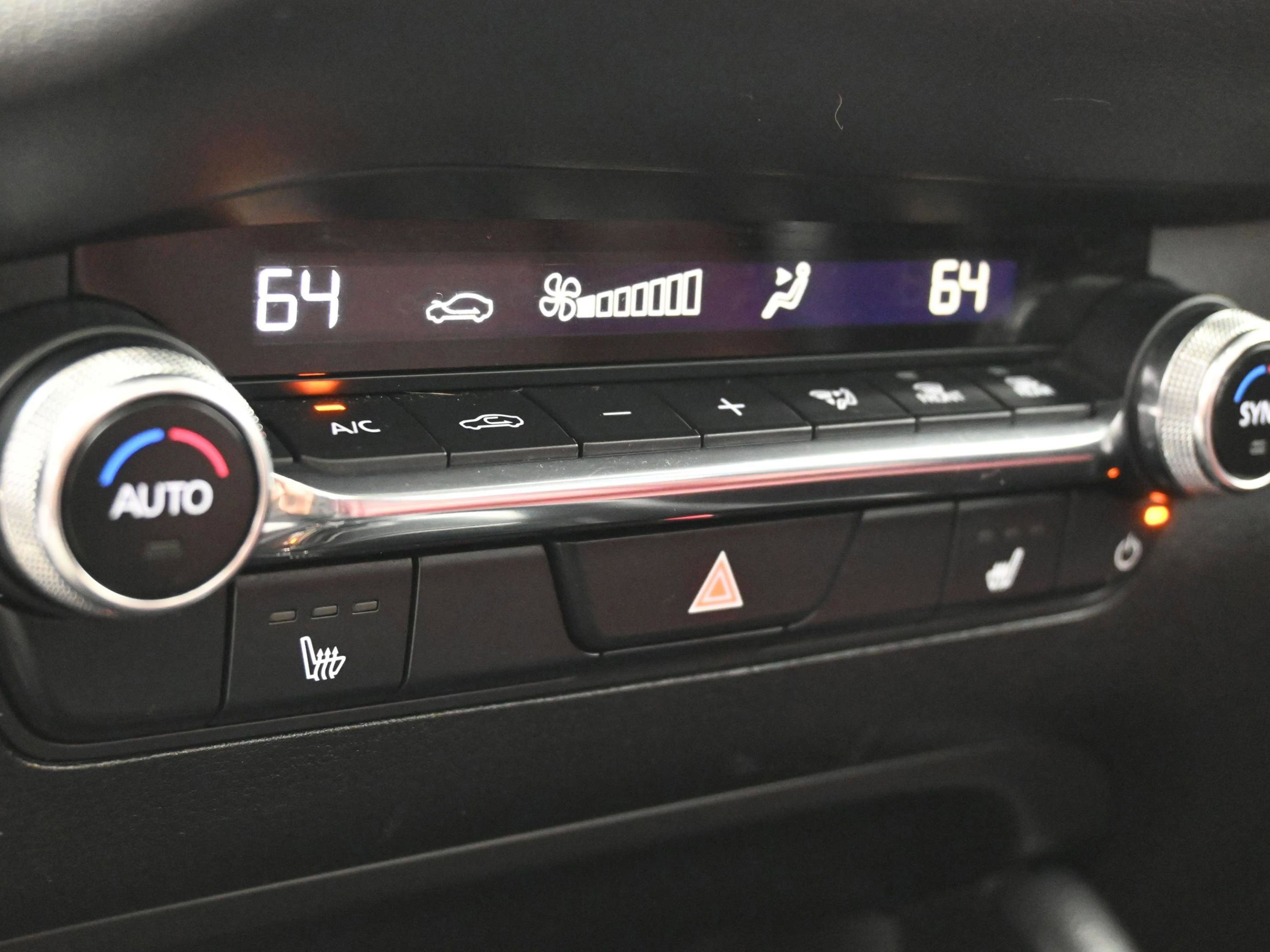 Used 2024 MAZDA MAZDA3 s image 45