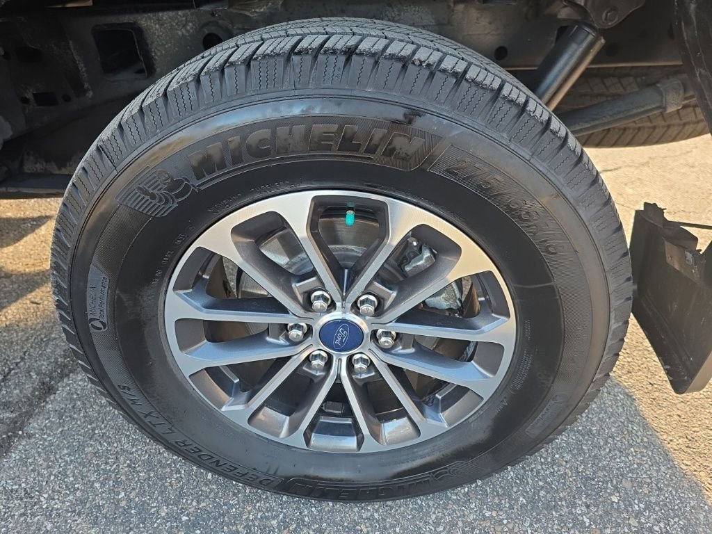 Certified 2019 Ford F150 XLT w/ Equipment Group 302A Luxury image 13