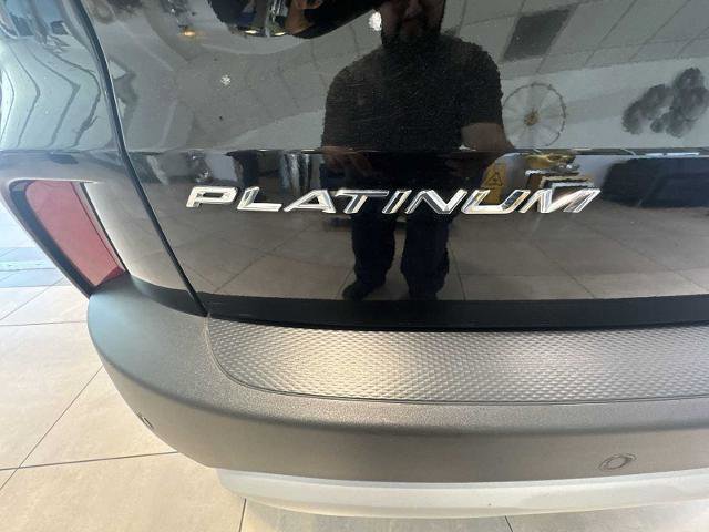 Certified 2024 Ford Escape Platinum AWD/4WD image 30