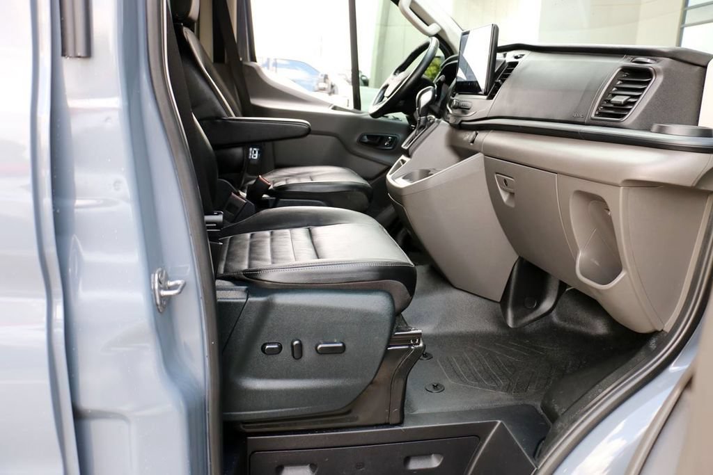 Certified 2023 Ford Transit 350 Low Roof RWD image 20