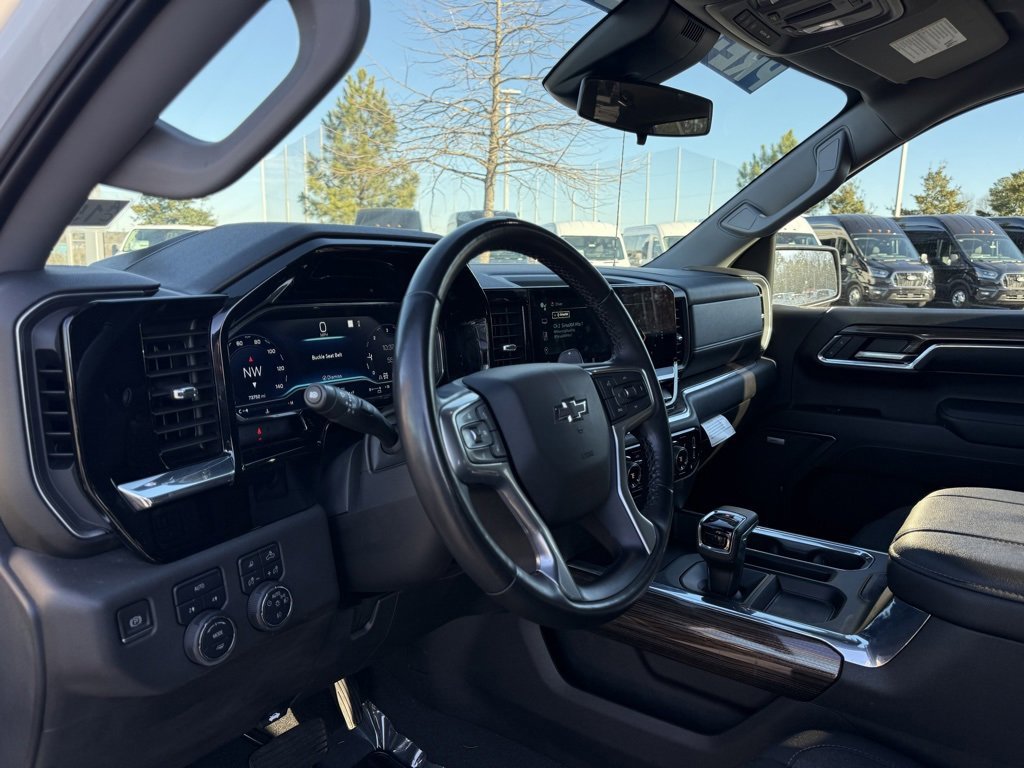 Used 2023 Chevrolet Silverado 1500 RST w/ Convenience Package II image 10