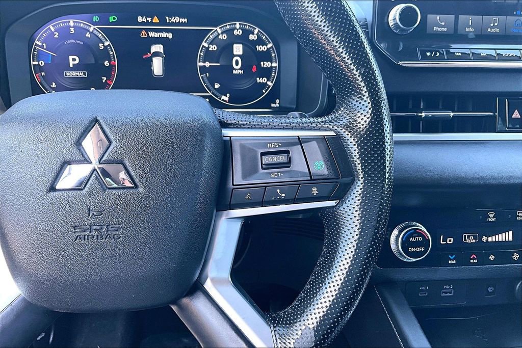 Used 2022 Mitsubishi Outlander SEL AWD/4WD image 19
