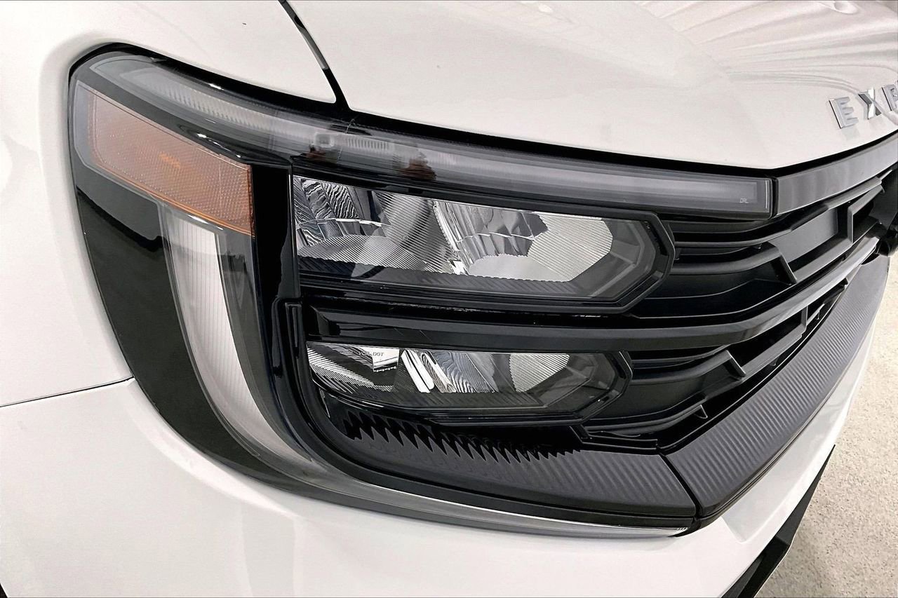 Certified 2025 Ford Expedition Max Active image 29