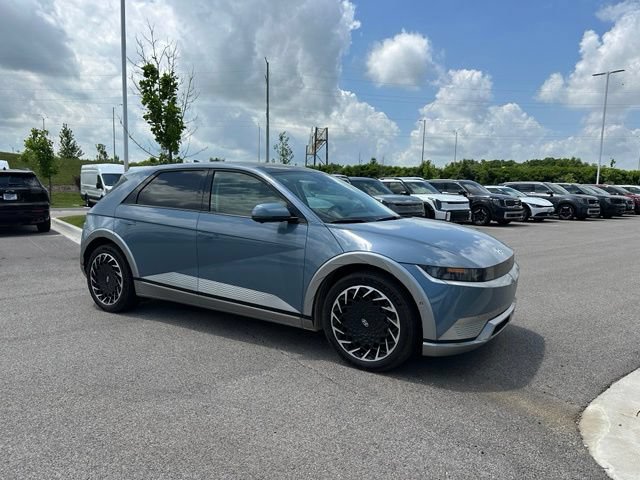 Used 2024 Hyundai Ioniq 5 Limited AWD/4WD image 3