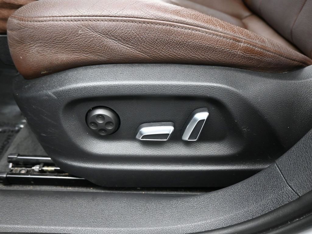 Used 2018 Audi Q3 2.0T Premium image 37