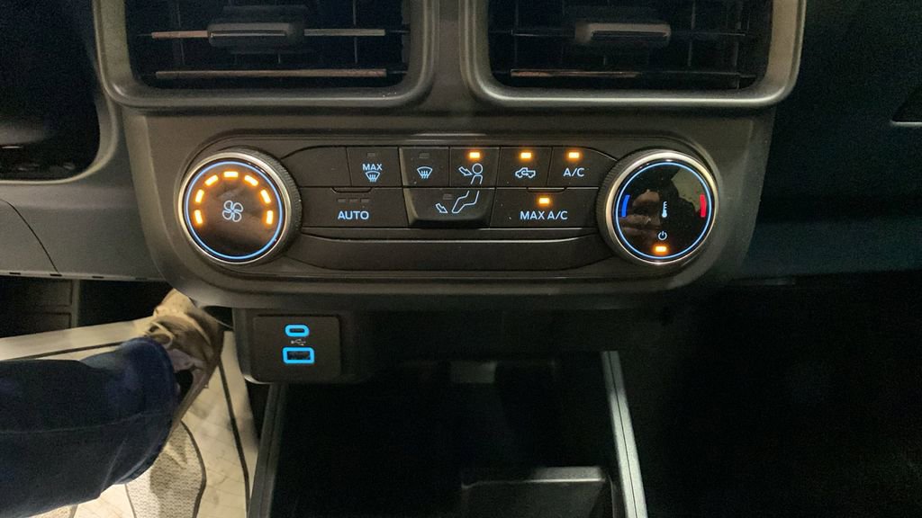 Certified 2024 Ford Maverick XL FWD image 31