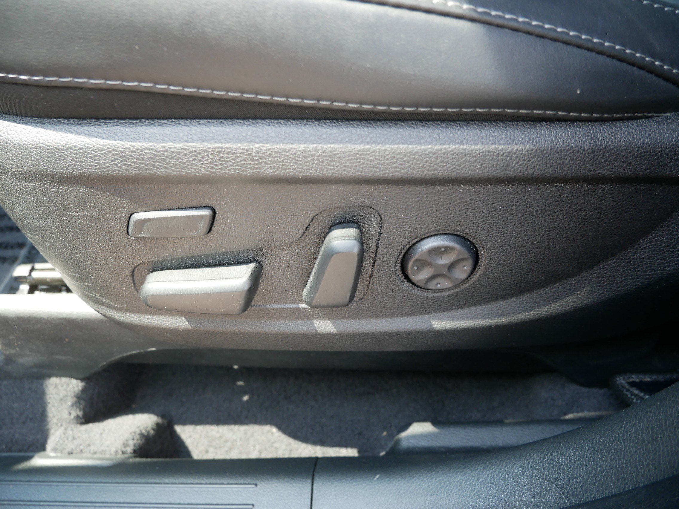 Used 2024 Kia Telluride SX Prestige X-Line AWD/4WD image 19